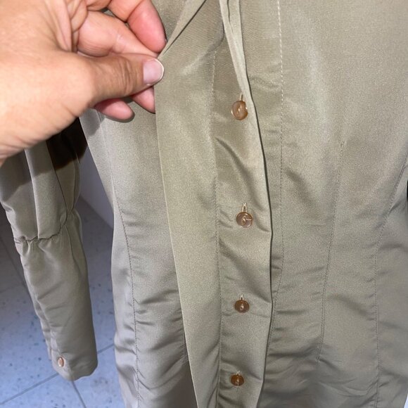 Dino Valiano Vintage Womens Blouse Size Small Beige Bishop Sleeve Casual - Picture 9 of 13